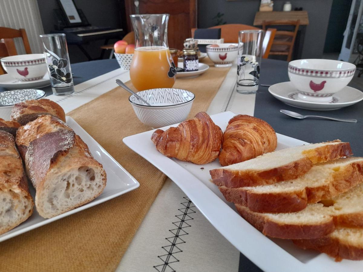 A L'Oree Du Cedre Otel Pouzauges Dış mekan fotoğraf
